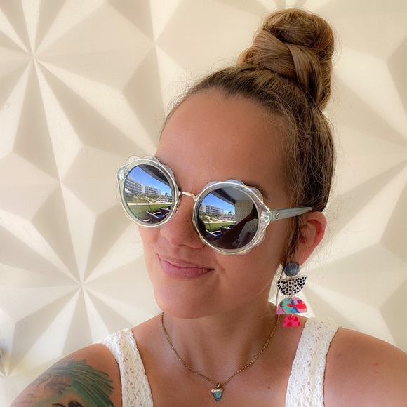 Meet your Posher, Kacy - Picture 6 of 6